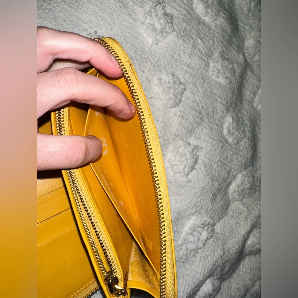 Authentic Yellow Louis Vuitton Yellow Vernis Wallet